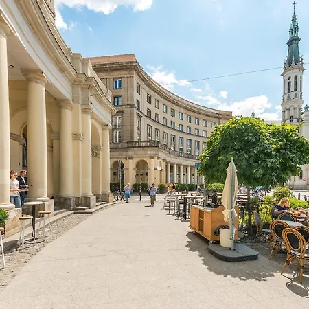 Daire Zbawiciela Square P&o Serviced Varşova
