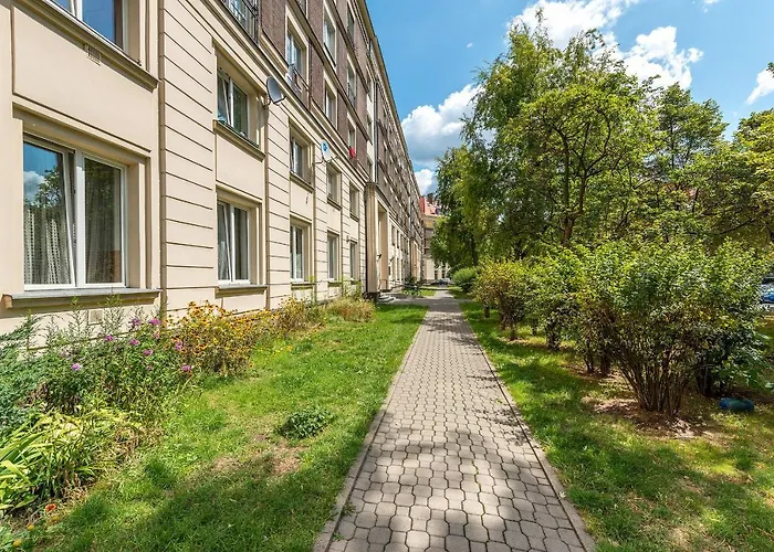 Zbawiciela Square P&o Serviced Апартаменты *