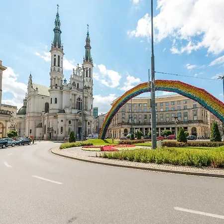 Appartamento Zbawiciela Square P&o Serviced Varsavia