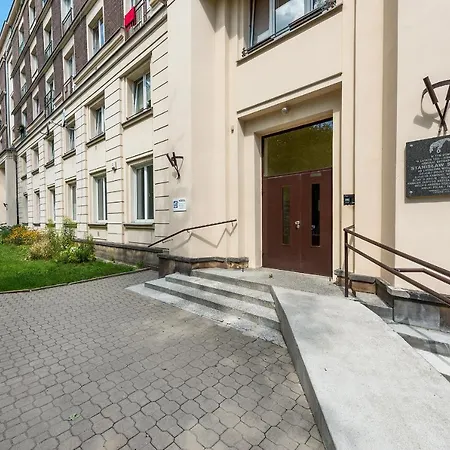 Apartment Zbawiciela Square P&o Serviced