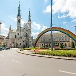 Apartamento Zbawiciela Square P&o Serviced Varsovia